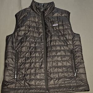 Patagonia Black Puffer Vest
